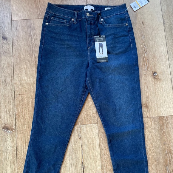 sofia by sofia vergara Denim - Sofia Vergada Jeans Size 12